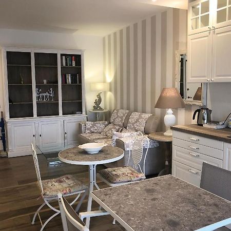 La Rosa Bianca Bed and Breakfast Rozzano Εξωτερικό φωτογραφία