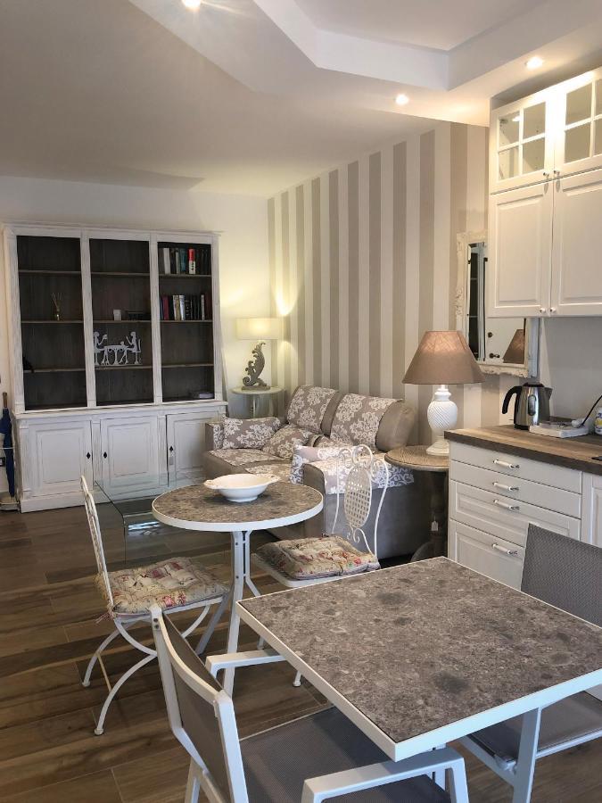 La Rosa Bianca Bed and Breakfast Rozzano Εξωτερικό φωτογραφία