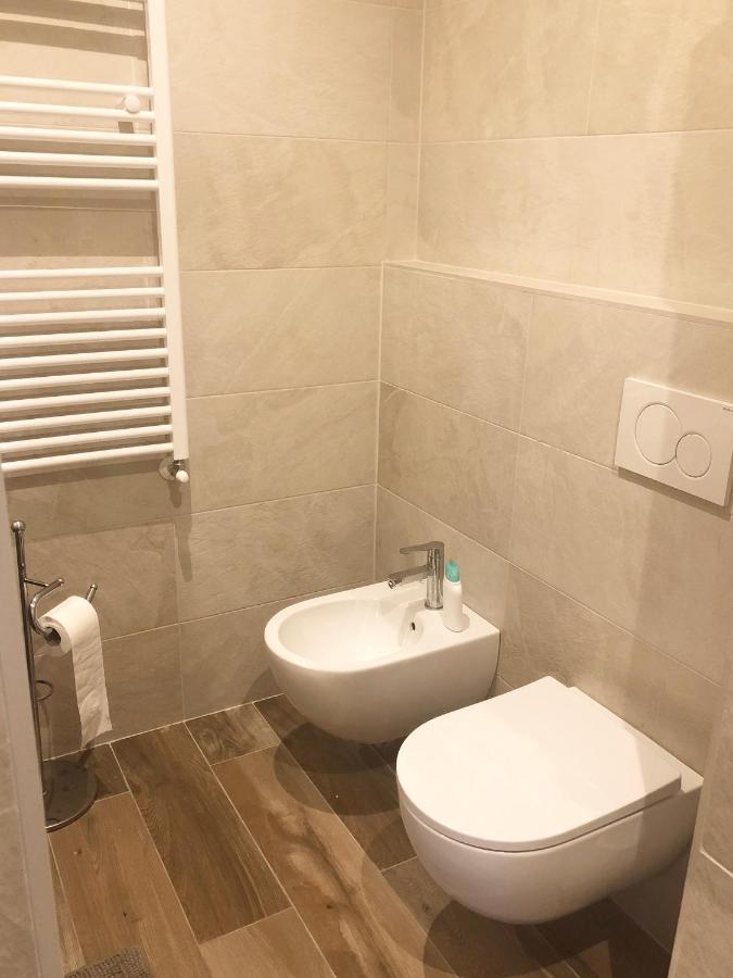 La Rosa Bianca Bed and Breakfast Rozzano Εξωτερικό φωτογραφία